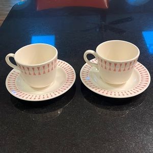 Homer Laughlin Vintage Cup & Saucer - Set of 2. Excellent Condition.